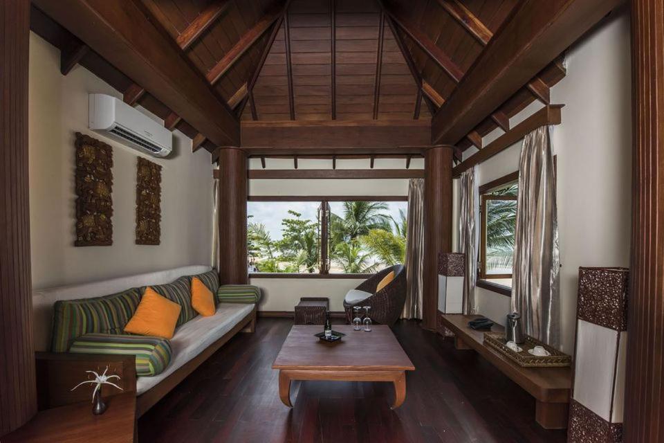 Jade Marina Resort And Spa Ngapali Buitenkant foto