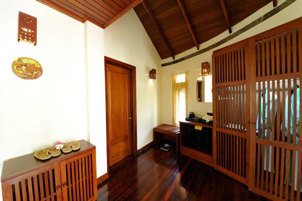 Jade Marina Resort And Spa Ngapali Buitenkant foto