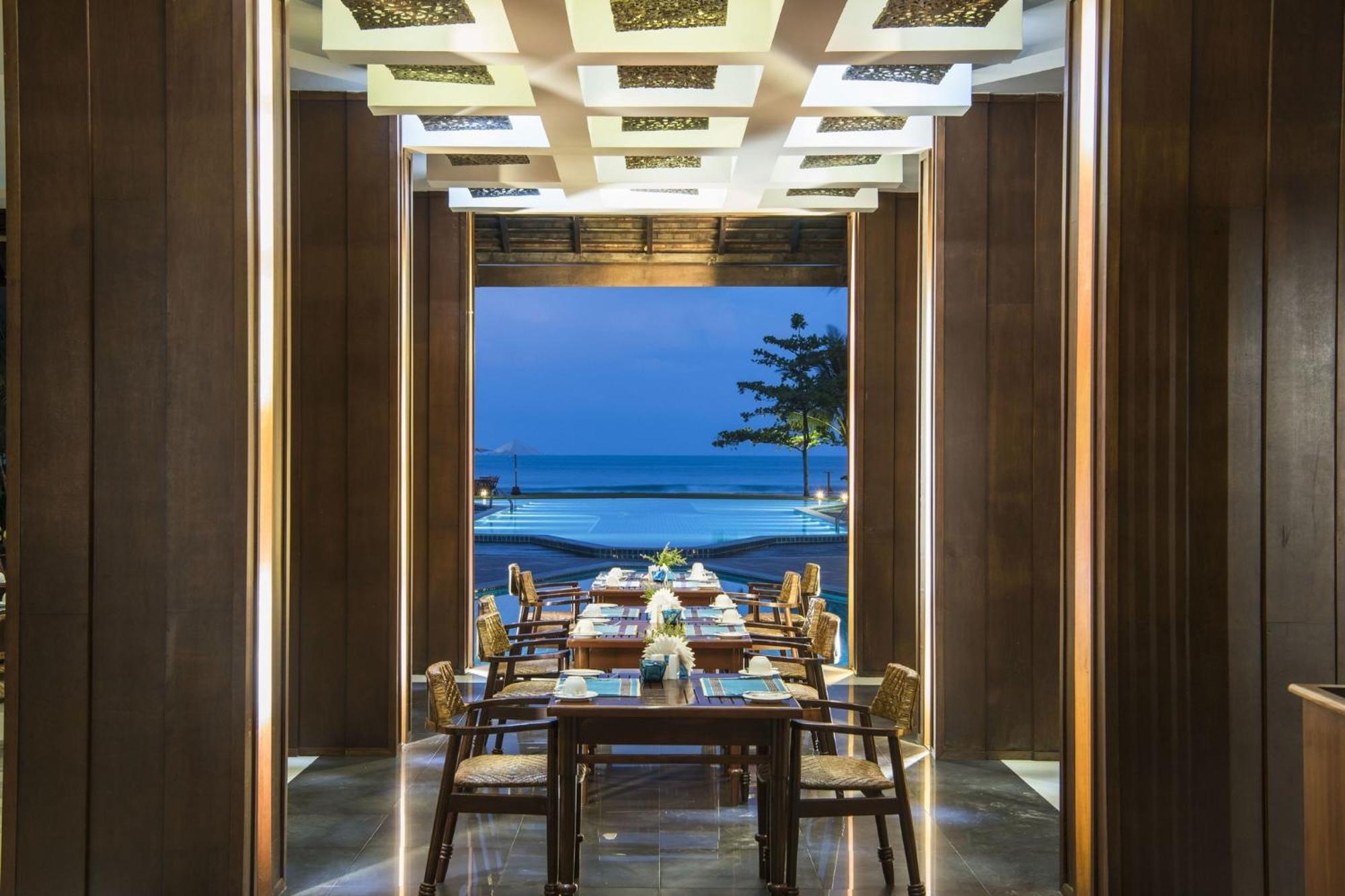 Jade Marina Resort And Spa Ngapali Buitenkant foto